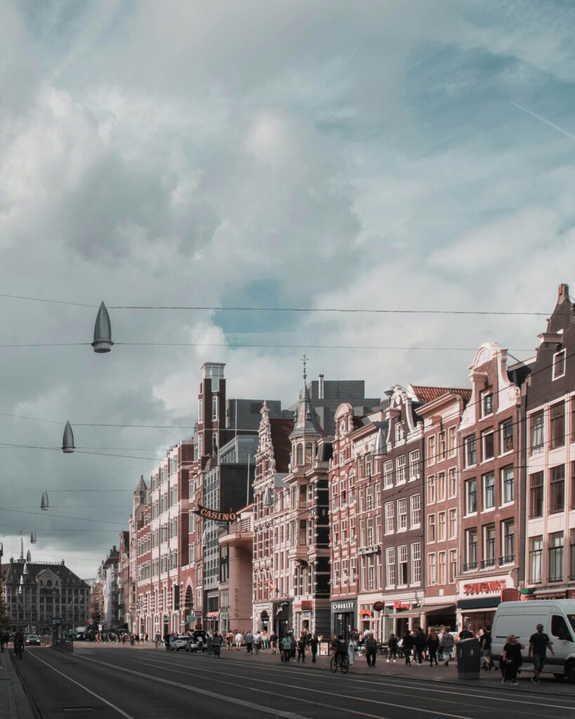 Living and Thriving in Amsterdam as an Expat